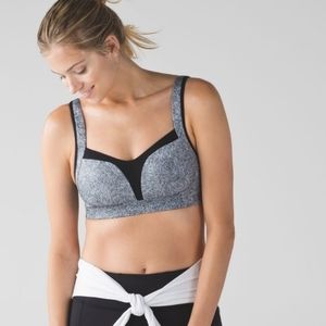 Lululemon Ta Ta Tamer lll